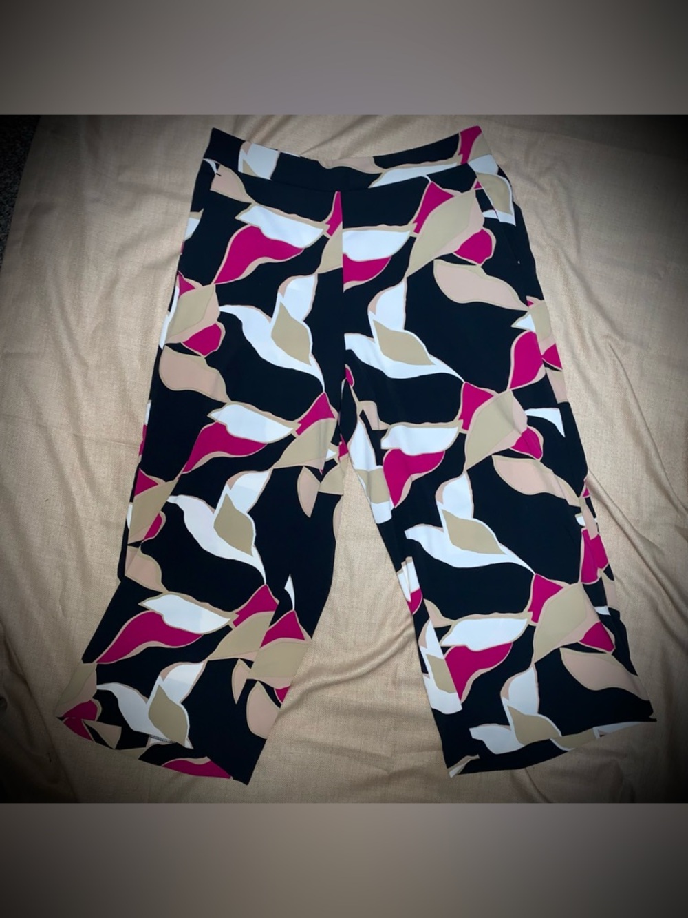 Women’s Nine West Wide Leg Crop Pants Size Large Abstract Print